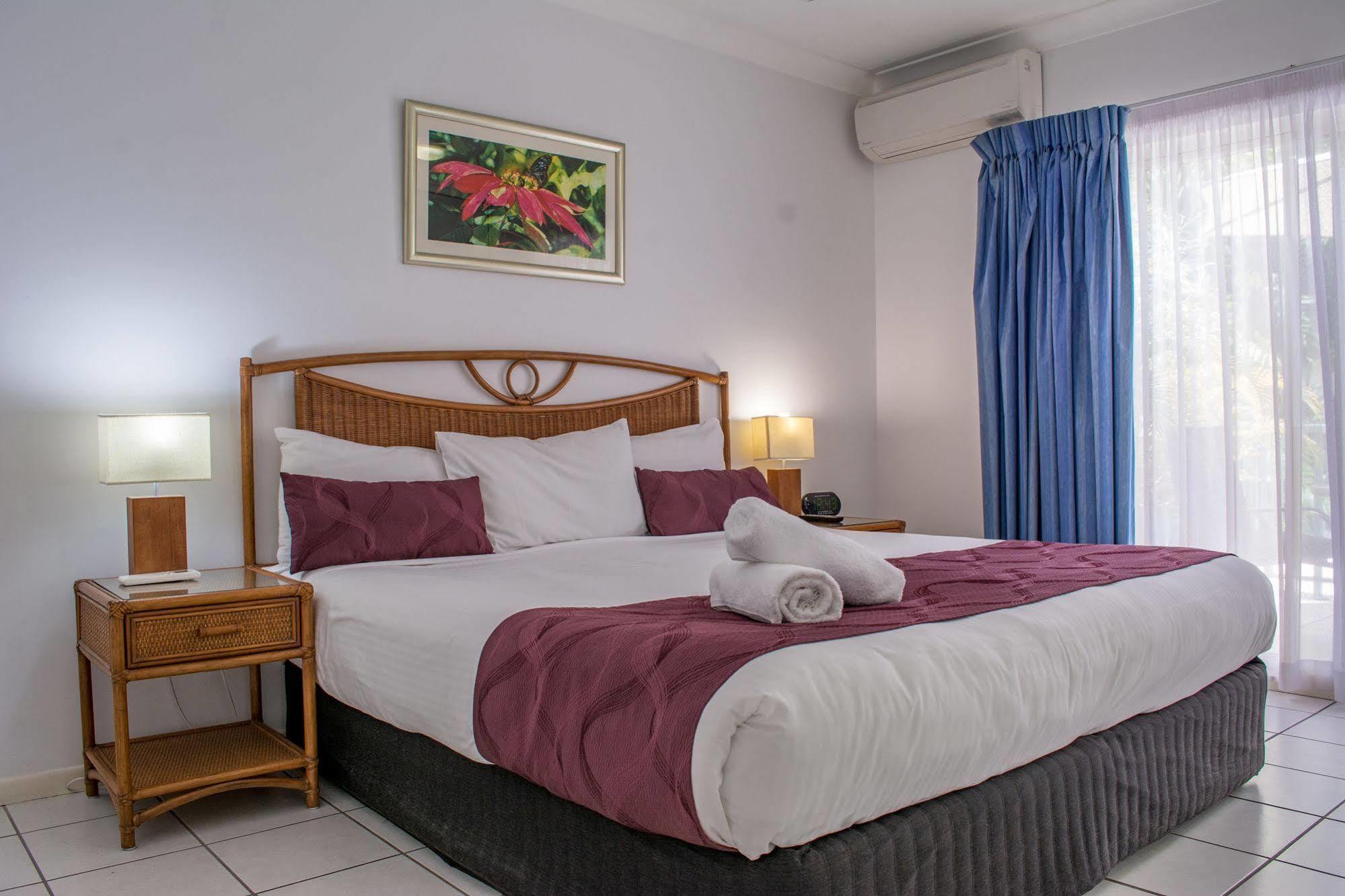 Beachfront Apartments On Trinity Beach Dış mekan fotoğraf